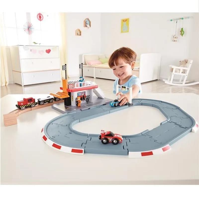 Автотрек Hape Гоночна траса та станція 34дет E3734 фото 7