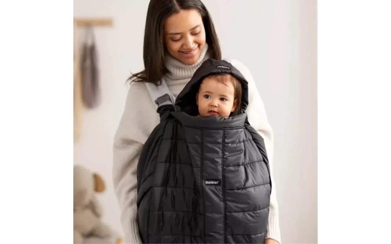Зимовий чохол на ерго-рюкзак BabyBjorn 1210 Black фото 2 Зимовий чохол на ерго-рюкзак BabyBjorn 1210 Black фото 2