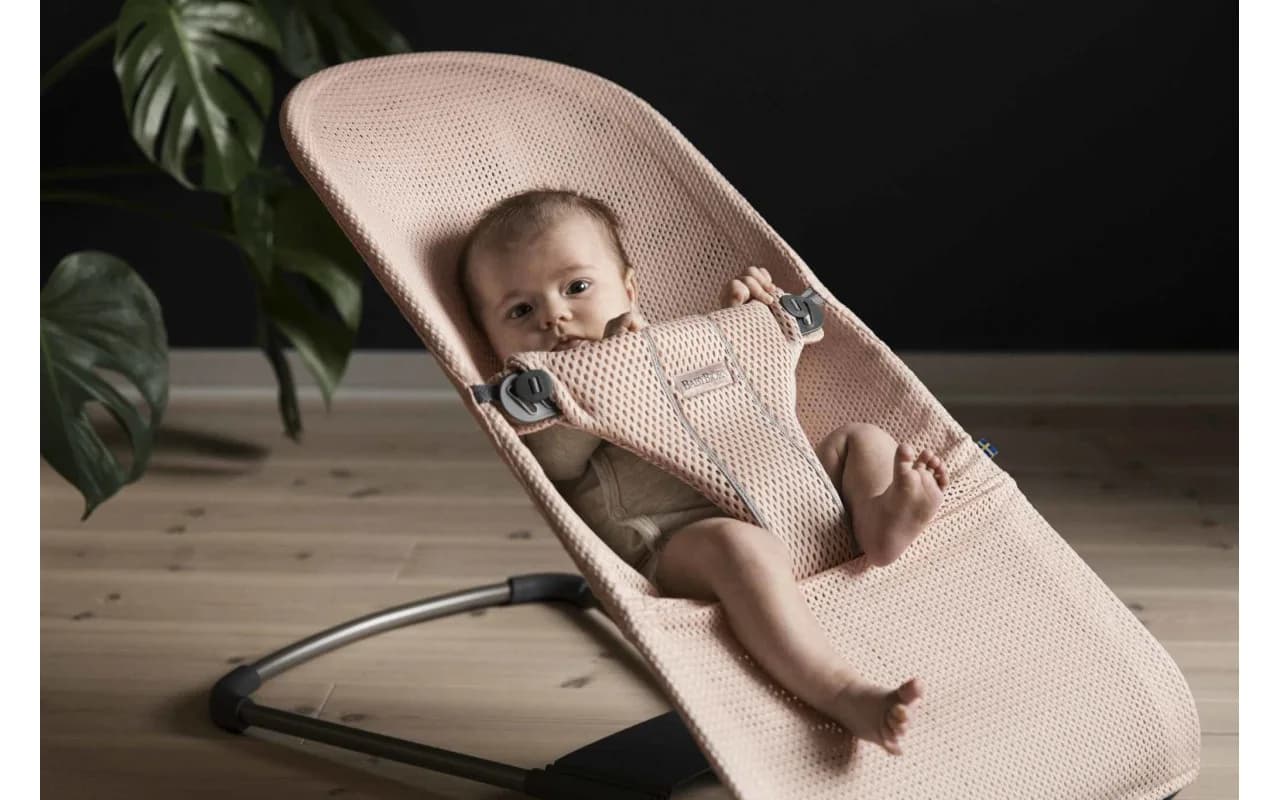 Шезлонг BabyBjorn Bouncer Bliss Mesh 0013 Pearl Pink фото 2