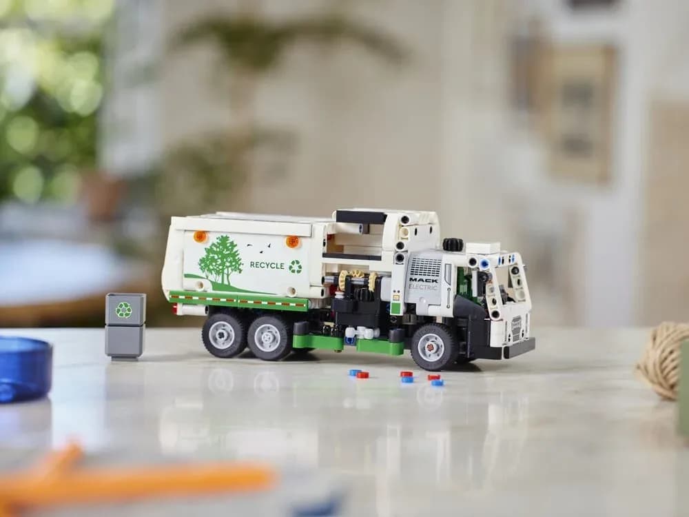 Конструктор Lego Technic Сміттєвоз Mack® LR Electric 503дет 42167 фото 6