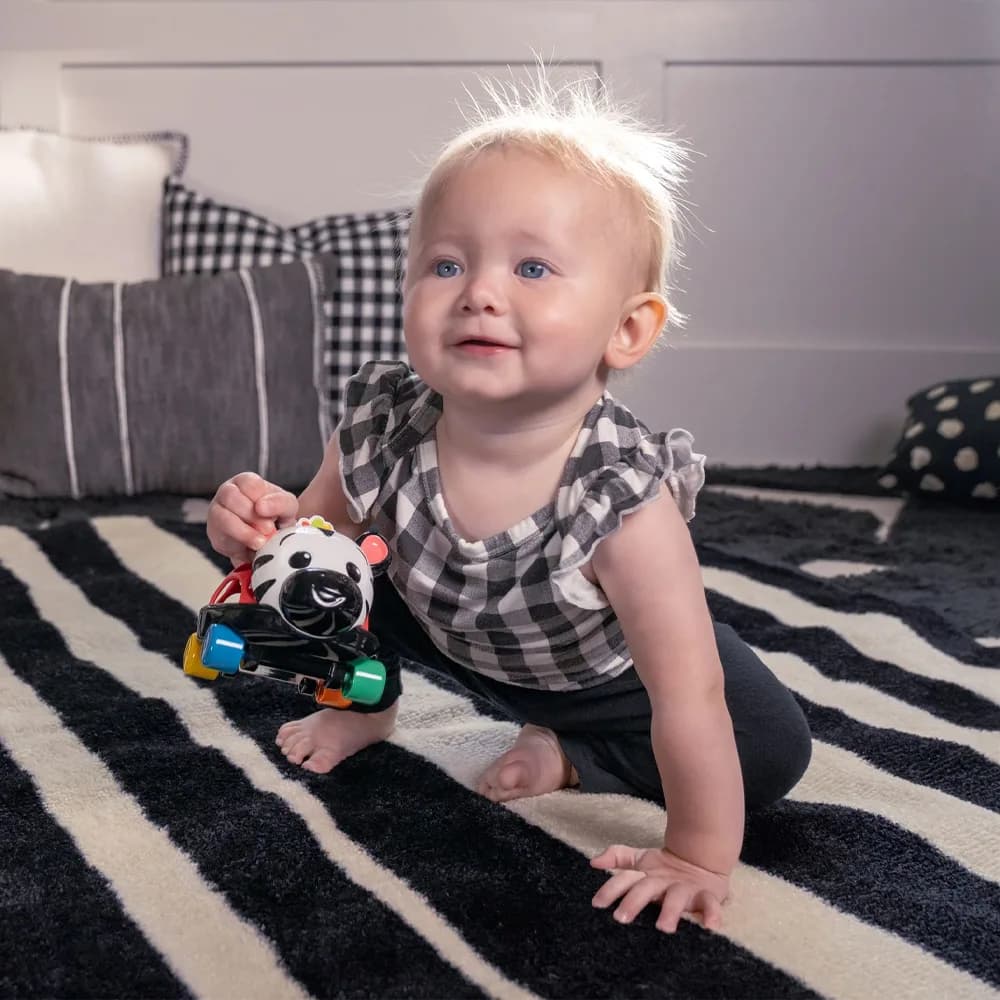 Брязкальце Baby Einstein Curious Car Zen 16772 фото 4 Брязкальце Baby Einstein Curious Car Zen 16772 фото 4