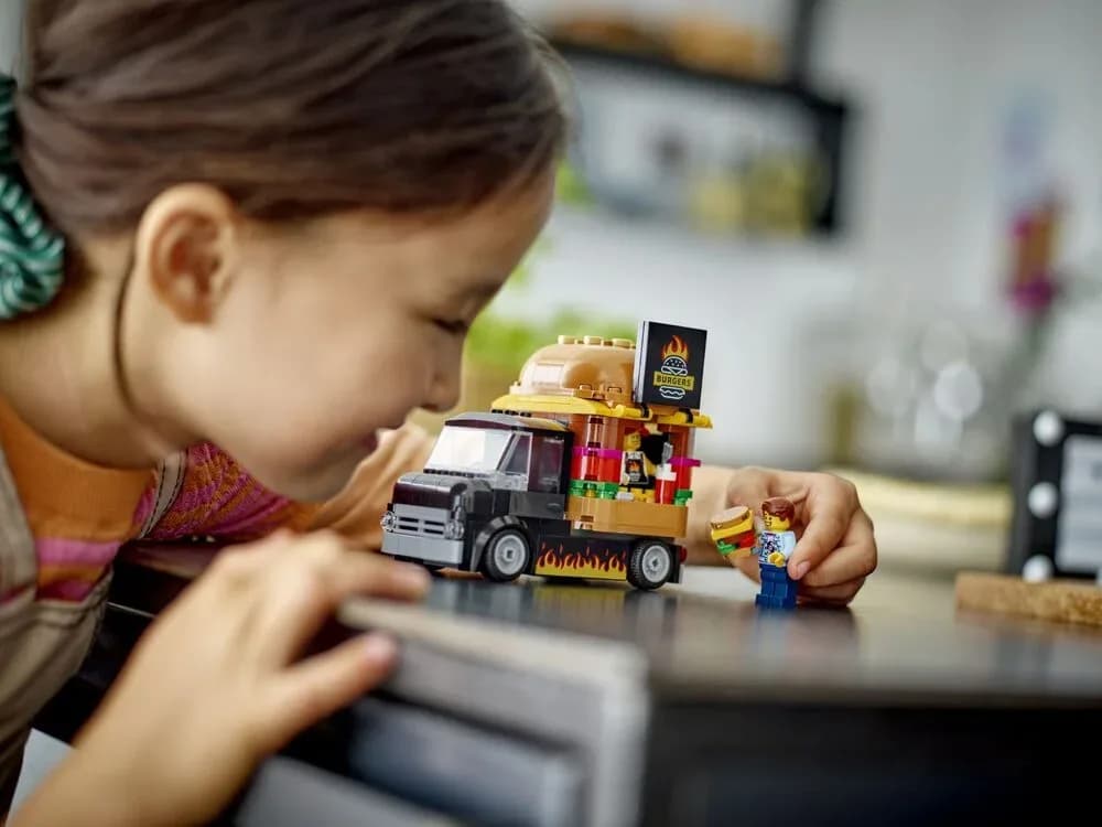 Конструктор Lego City Вантажівка з гамбургерами 194дет 60404 фото 7