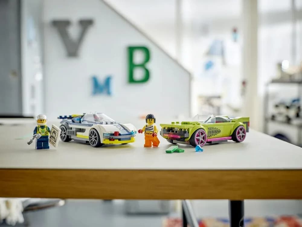 Конструктор Lego City Переслідування маслкара на поліцейському автомобілі 213дет 60415 фото 6