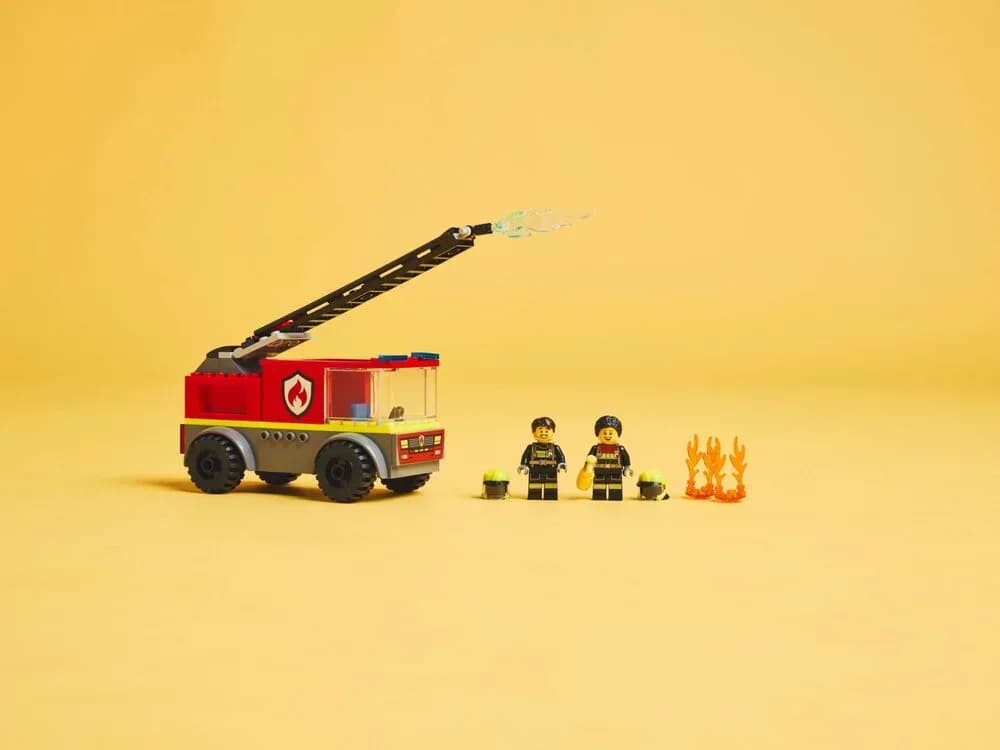 Конструктор Lego City Пожежна машина з драбиною 82дет 60463 фото 5 Конструктор Lego City Пожежна машина з драбиною 82дет 60463 фото 5