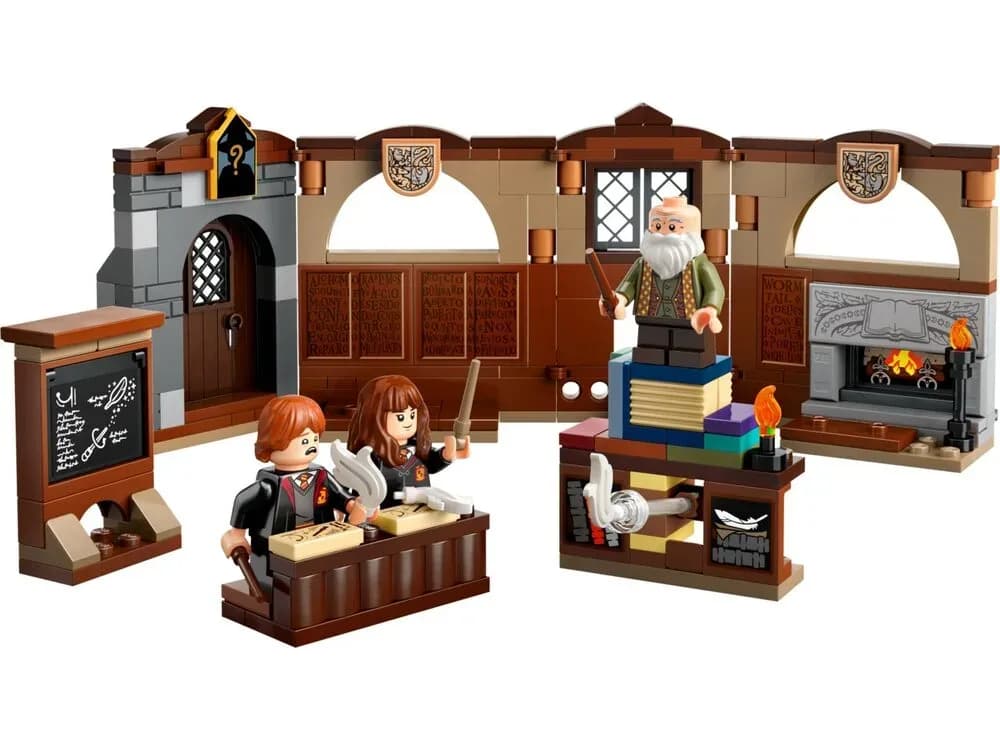 Конструктор Lego Harry Potter Замок Гоґвортс: урок чарів 204дет 76442 фото 2