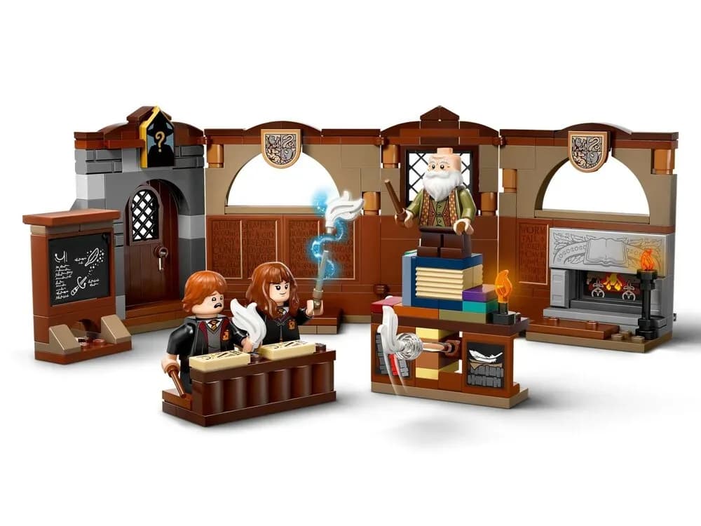 Конструктор Lego Harry Potter Замок Гоґвортс: урок чарів 204дет 76442 фото 6