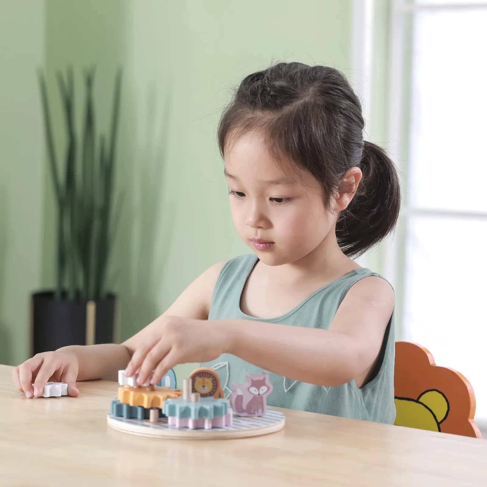 Іграшка розвиваюча Viga Toys Шестерні зі звірятами 44006 фото 3