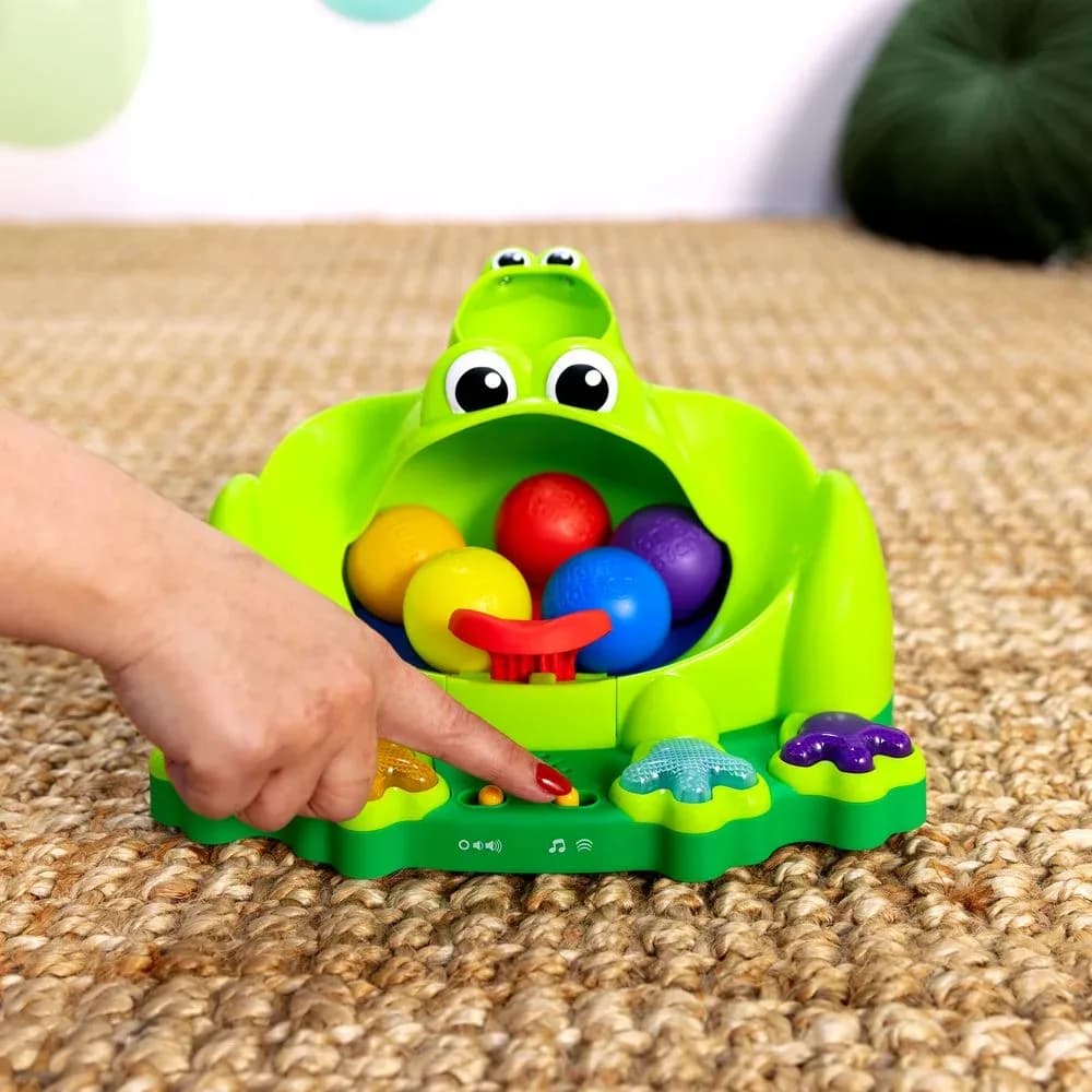 Іграшка музична Bright Starts Poppin' Ball Frog 17159 фото 6