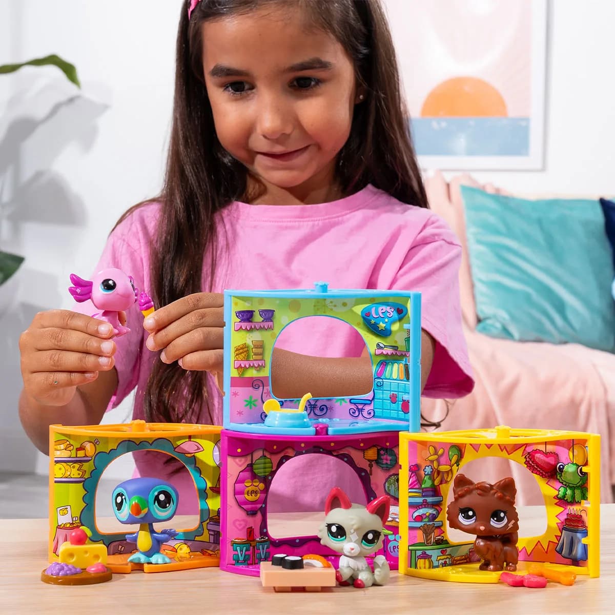 Ігровий набір Littlest Pet Shop - Свято піньяти 00594 фото 5 Ігровий набір Littlest Pet Shop - Свято піньяти 00594 фото 5