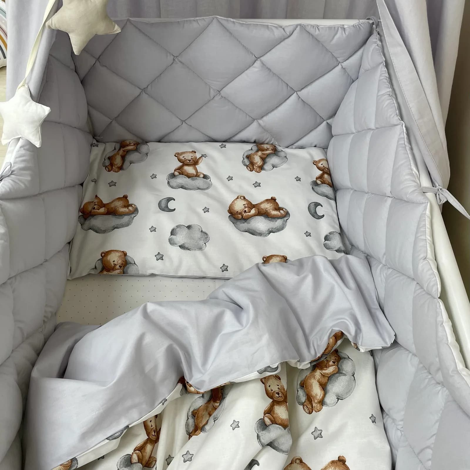 Постільний комплект Маленька Соня Baby Mix Тедді 6од 0291128 Сірий фото 2 Постільний комплект Маленька Соня Baby Mix Тедді 6од 0291128 Сірий фото 2
