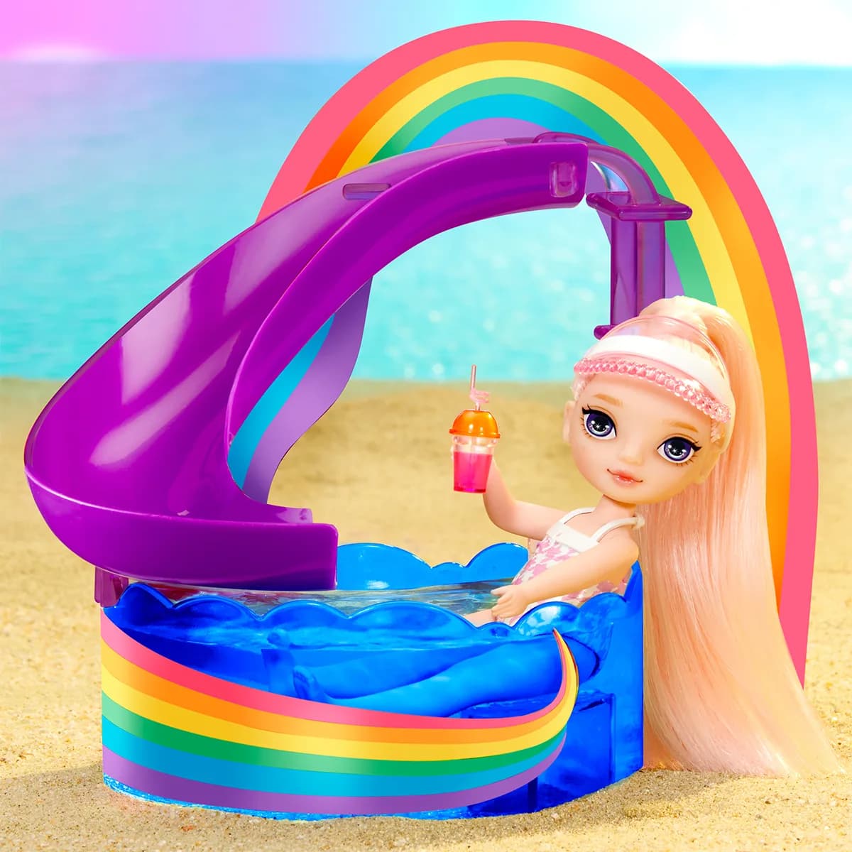 Ігровий набір з лялькою Rainbow High Веселкове свято в басейні 522249 фото 7 Ігровий набір з лялькою Rainbow High Веселкове свято в басейні 522249 фото 7