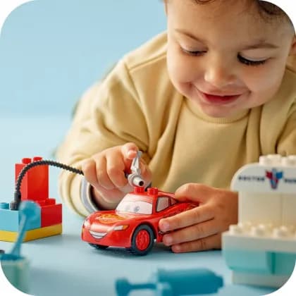 Конструктор Lego Duplo Візит МакКвіна в гараж Дока 35дет 10456 фото 4 Конструктор Lego Duplo Візит МакКвіна в гараж Дока 35дет 10456 фото 4