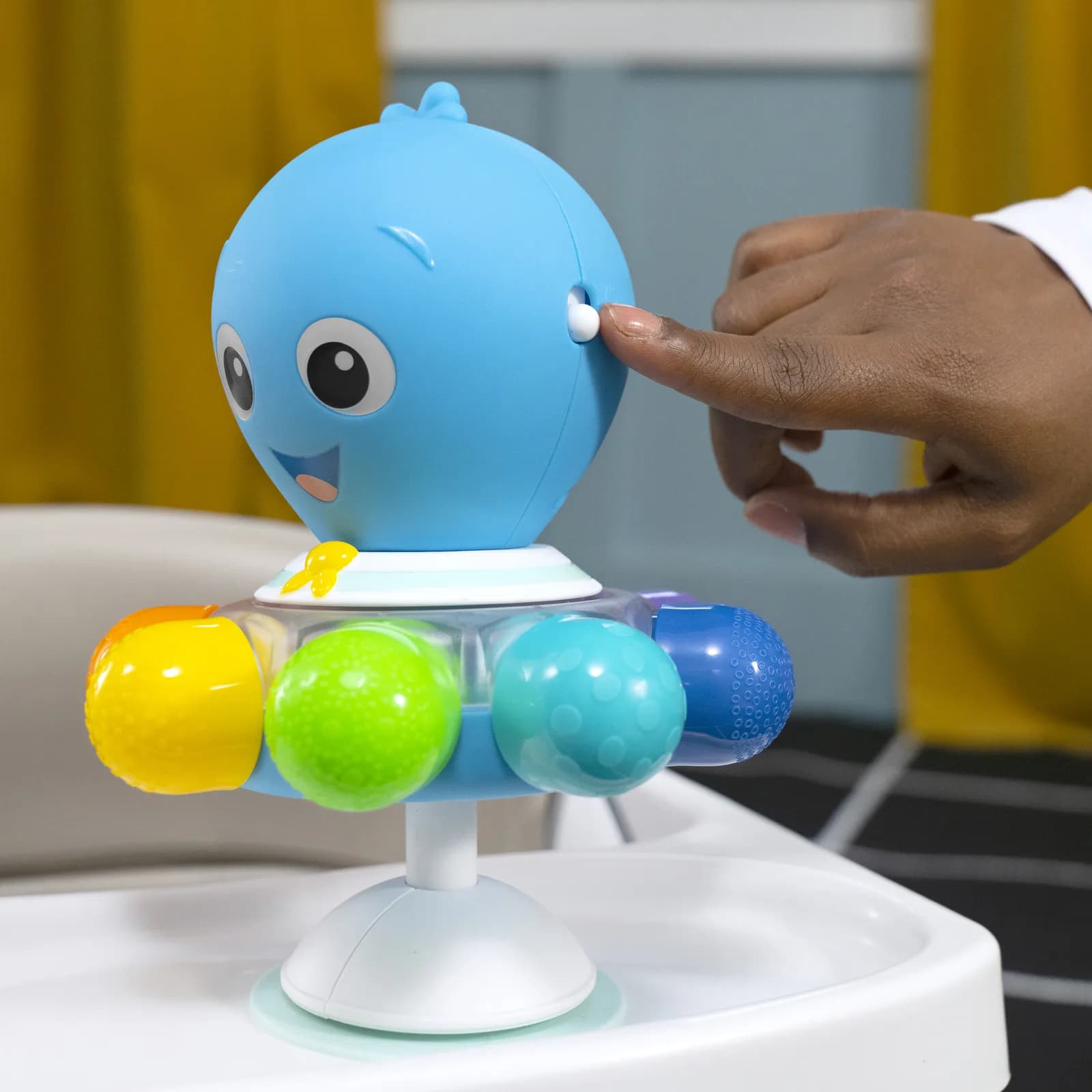 Іграшка розвиваюча на стіл Baby Einstein Opus's Spin and Sea 13147 фото 7 Іграшка розвиваюча на стіл Baby Einstein Opus's Spin and Sea 13147 фото 7