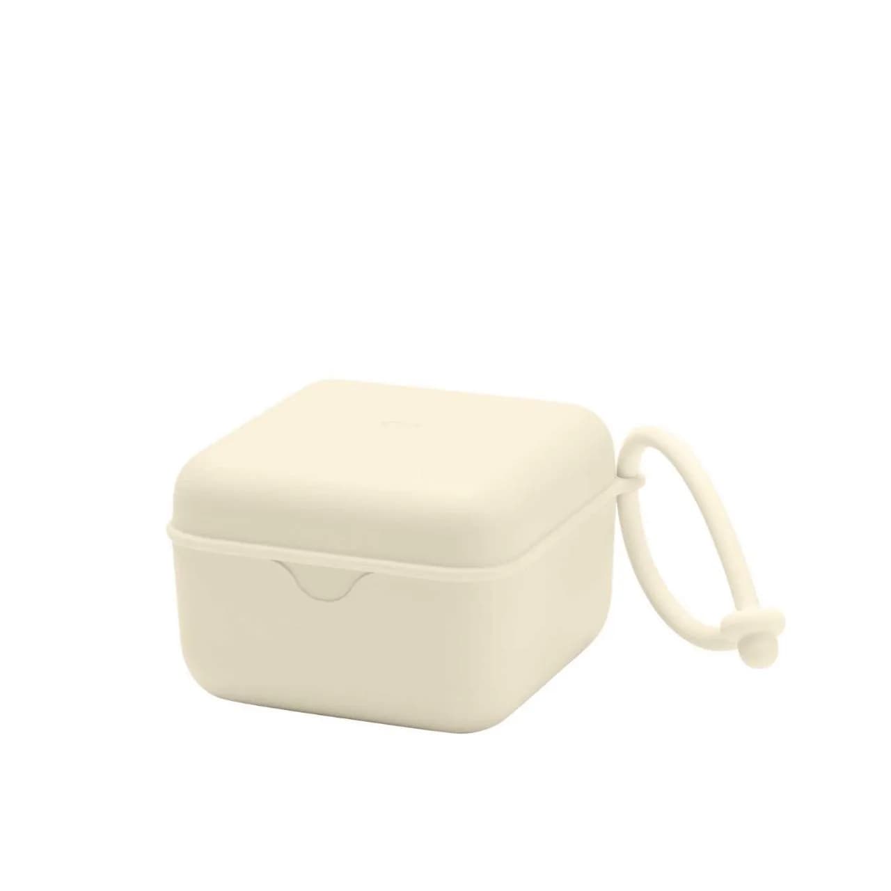 Контейнер для пустушок BIBS Pacifier Box Ivory 4200216 фото 2 Контейнер для пустушок BIBS Pacifier Box Ivory 4200216 фото 2