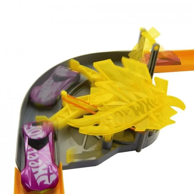 Трек Hot Wheels Блискавичне прискорення HMC03 фото 4 Трек Hot Wheels Блискавичне прискорення HMC03 фото 4