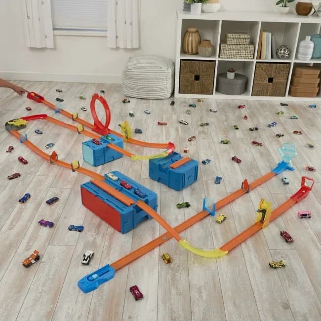 Трек Hot Wheels Блискавичне прискорення HMC03 фото 3 Трек Hot Wheels Блискавичне прискорення HMC03 фото 3