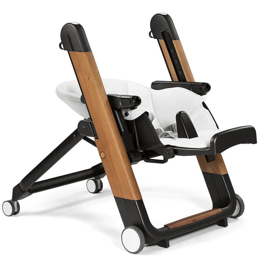 Стільчик для годування Peg-Perego Siesta Follow Me Amblance Brown IH03000001BL00 фото 3 Стільчик для годування Peg-Perego Siesta Follow Me Amblance Brown IH03000001BL00 фото 3