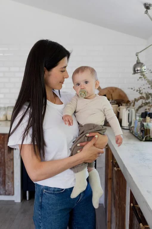 Пустушка латексна BIBS Colour Sage 6-18м 200250 фото 8 Пустушка латексна BIBS Colour Sage 6-18м 200250 фото 8